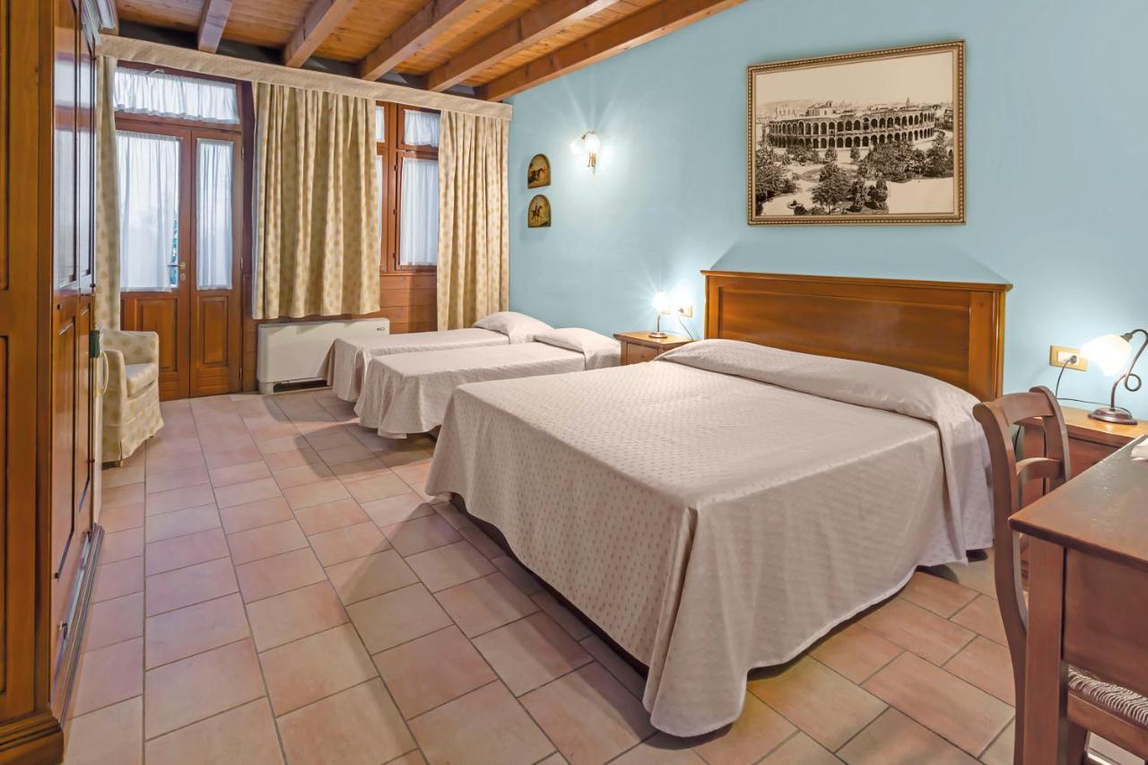 Agriturismo Casa Rosa Verona Exterior photo